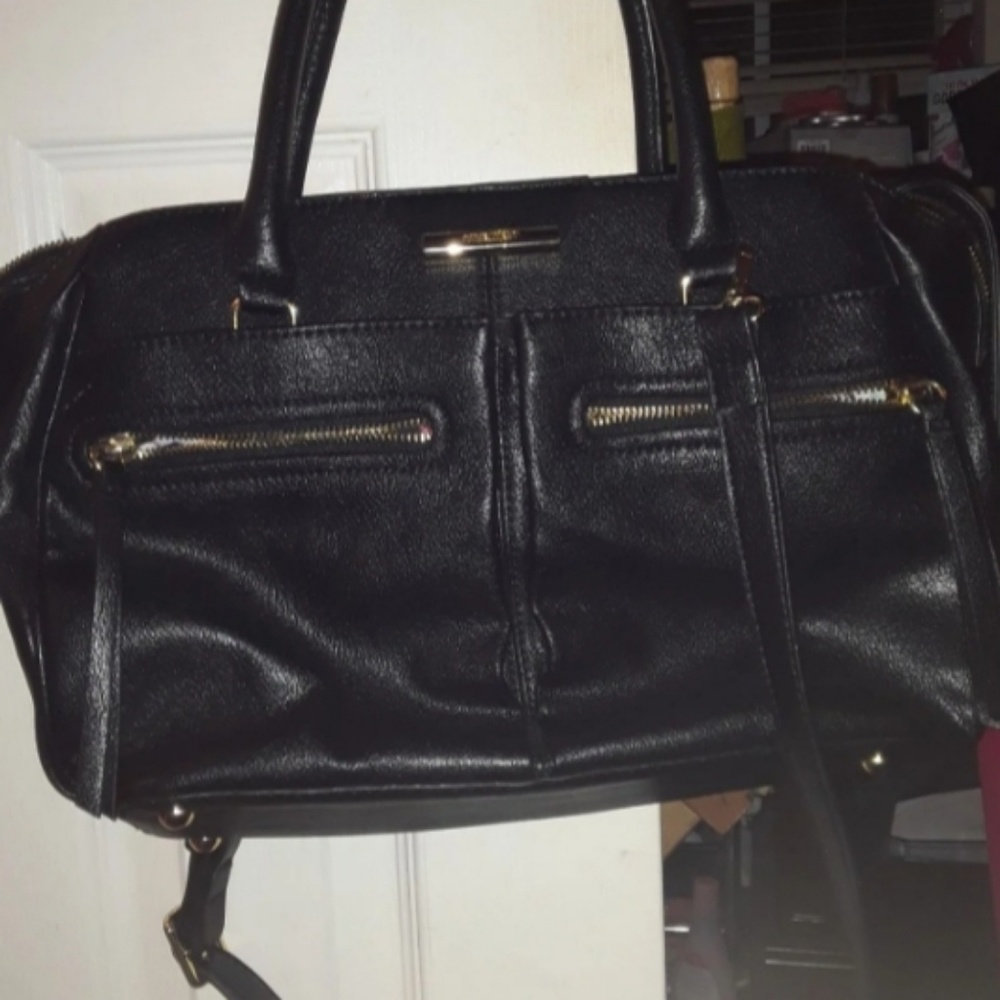 Nine West Shoulder Bag